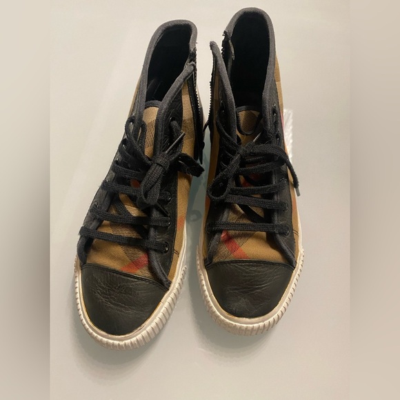 Kids Burberry high top sneakers (as is) - Picture 2 of 8